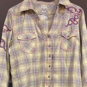 WRANGLER ROCK 47 RETRO WESTERN SNAPS WITH BLING SHIRT. L.